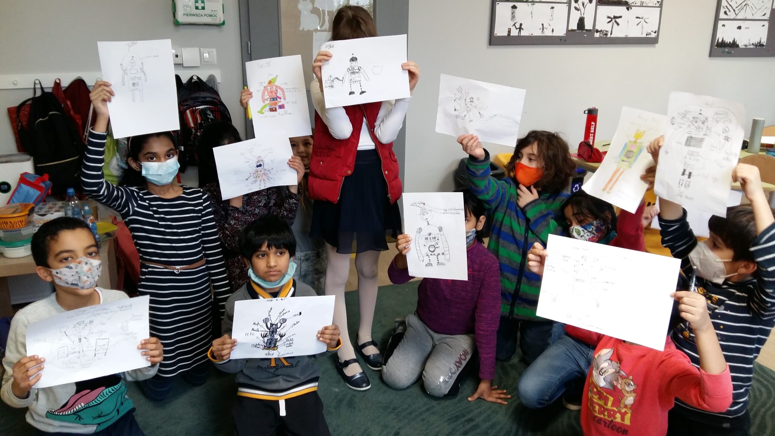 Science fiction in 3s