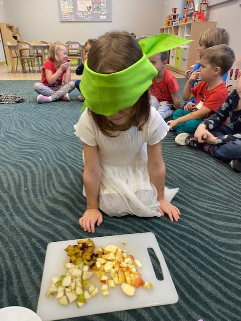 “Delicious” goes hand in hand with “healthy” 😋🥗🍎